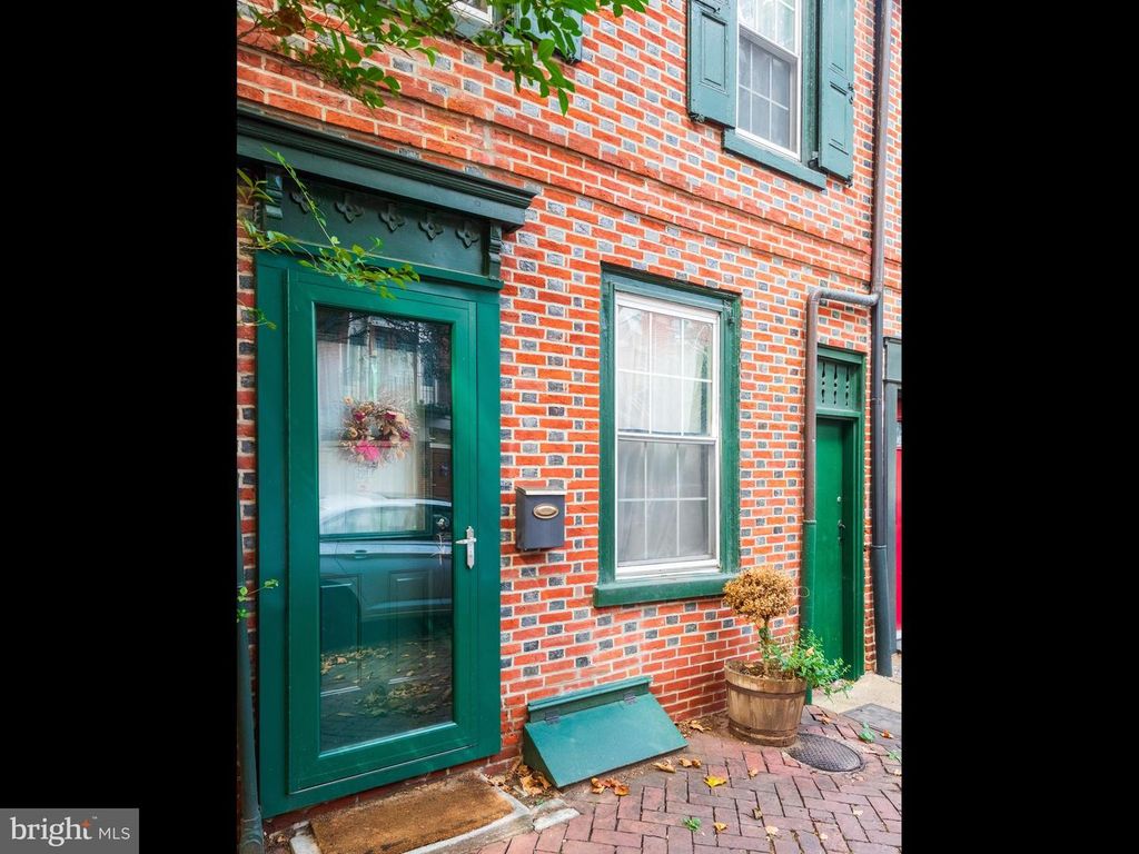 304-306 N LAWRENCE ST, Philadelphia, PA 19106 — photo 3