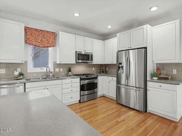 105 Rossburn Way, Chapel Hill, NC 27516