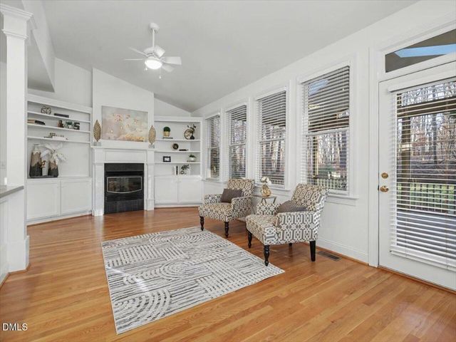 105 Rossburn Way, Chapel Hill, NC 27516