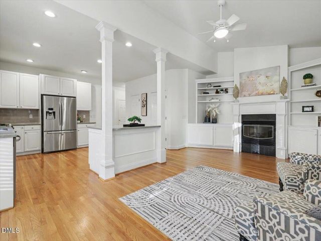 105 Rossburn Way, Chapel Hill, NC 27516