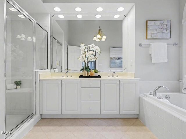 105 Rossburn Way, Chapel Hill, NC 27516