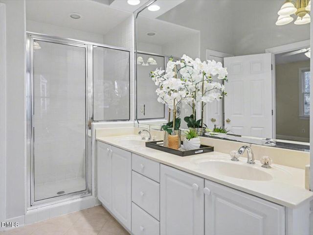 105 Rossburn Way, Chapel Hill, NC 27516