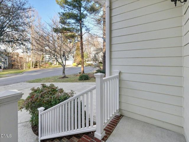 105 Rossburn Way, Chapel Hill, NC 27516