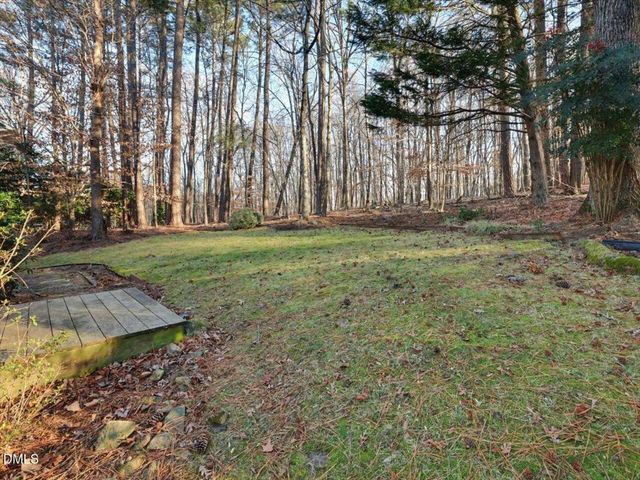 105 Rossburn Way, Chapel Hill, NC 27516