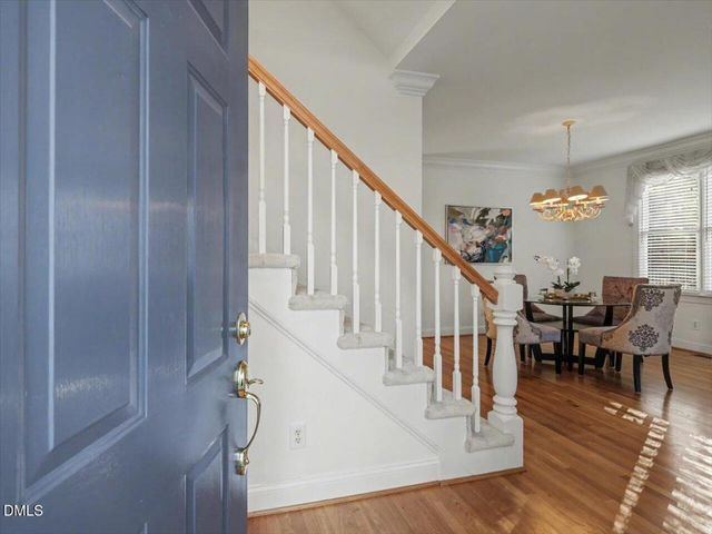 105 Rossburn Way, Chapel Hill, NC 27516