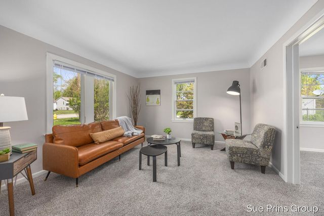 6518 8th Avenue Sw, Georgetown Twp, MI 49418