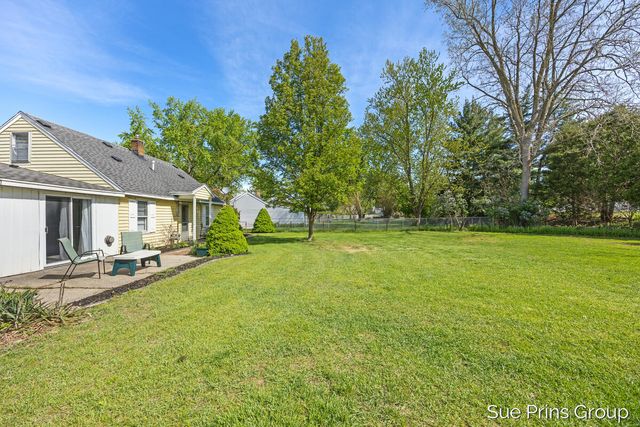 6518 8th Avenue Sw, Georgetown Twp, MI 49418