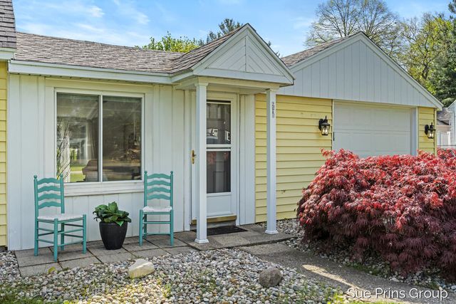 6518 8th Avenue Sw, Georgetown Twp, MI 49418