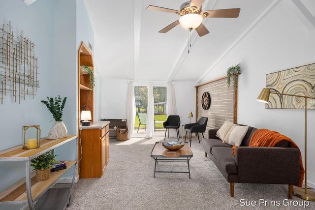 6518 8th Avenue Sw, Georgetown Twp, MI 49418