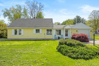 6518 8th Avenue Sw, Georgetown Twp, MI 49418
