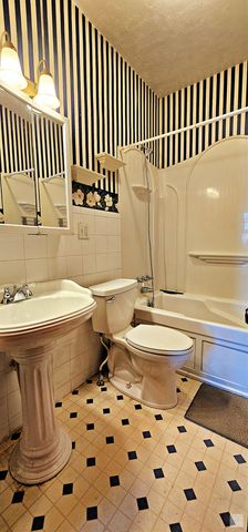 511 S Bloomington Street, Streator, IL 61364