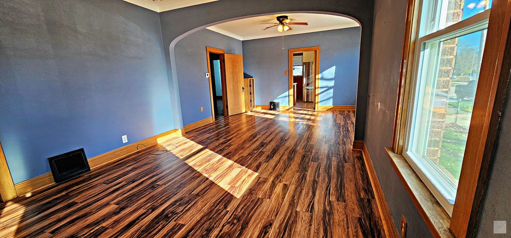 Image 12 of property listing at 511 S Bloomington Street, Streator, IL 61364