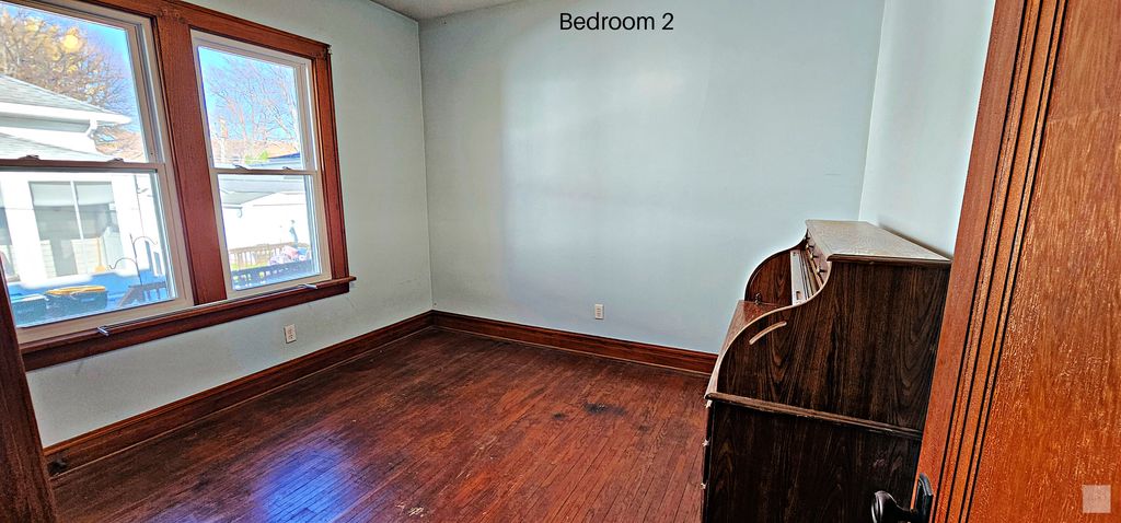Image 21 of property listing at 511 S Bloomington Street, Streator, IL 61364