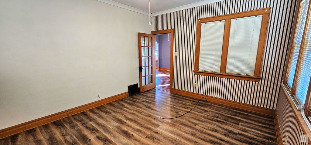Image 24 of property listing at 511 S Bloomington Street, Streator, IL 61364