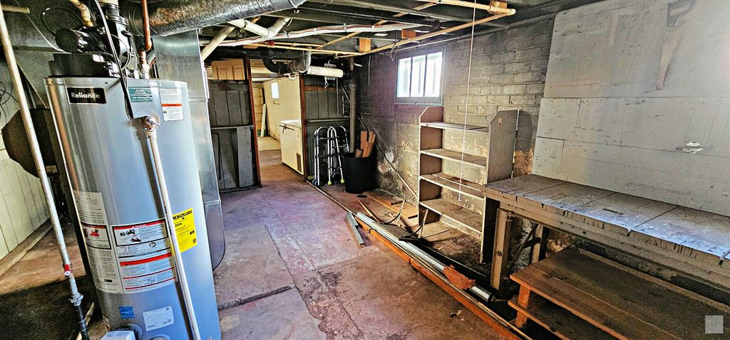 Image 27 of property listing at 511 S Bloomington Street, Streator, IL 61364