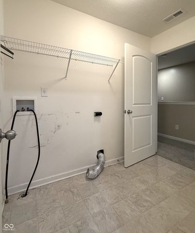 1675 Devonshire Avenue, Avon, IN 46123