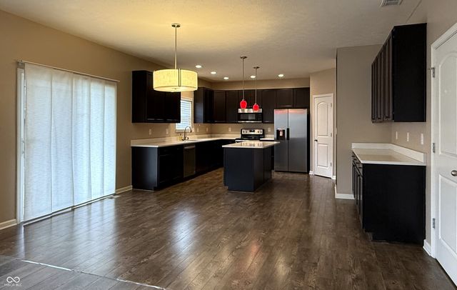 1675 Devonshire Avenue, Avon, IN 46123