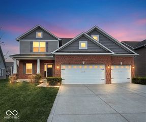 1675 Devonshire Avenue, Avon, IN 46123