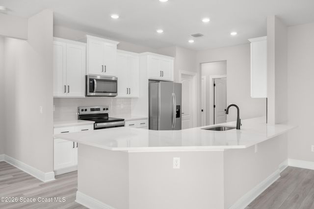 2102 De Groodt Road SW, Palm Bay, FL 32908