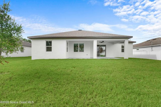 2102 De Groodt Road SW, Palm Bay, FL 32908
