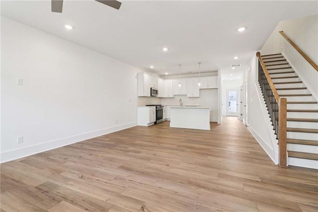 1612 Worley Way NW, Atlanta, GA 30318