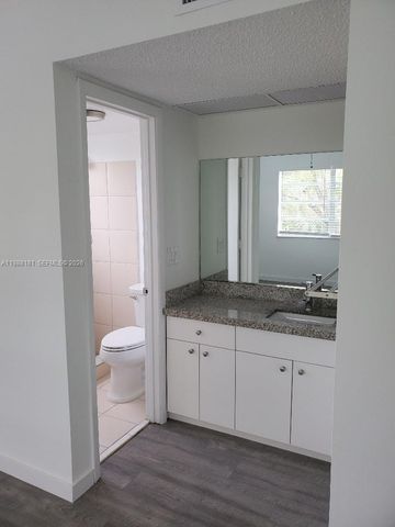 3238 NW 102nd Ter 208-F, Coral Springs, FL 33065