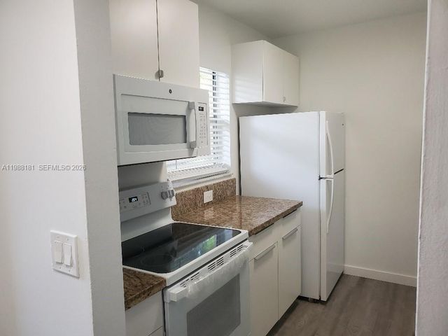 3238 NW 102nd Ter 208-F, Coral Springs, FL 33065