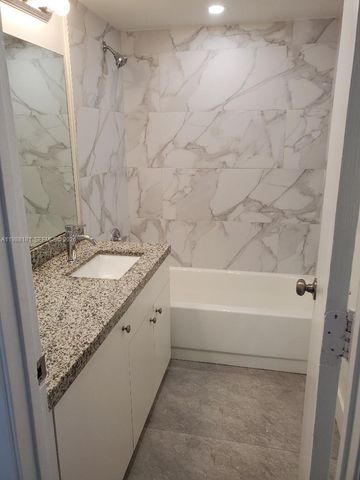 3238 NW 102nd Ter 208-F, Coral Springs, FL 33065