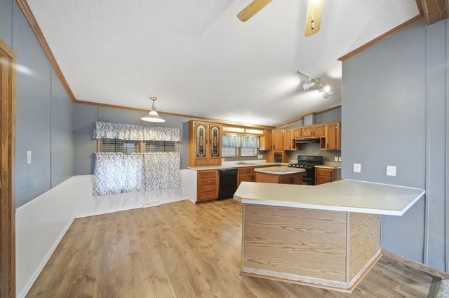 1961 Ridgeview, Ypsilanti, MI 48198