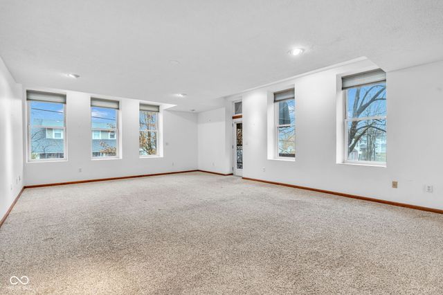 111 Spring Street G6, Greencastle, IN 46135