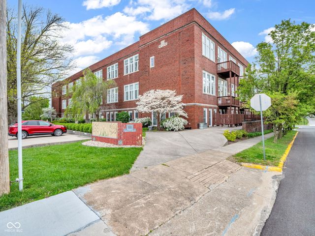 111 Spring Street G6, Greencastle, IN 46135