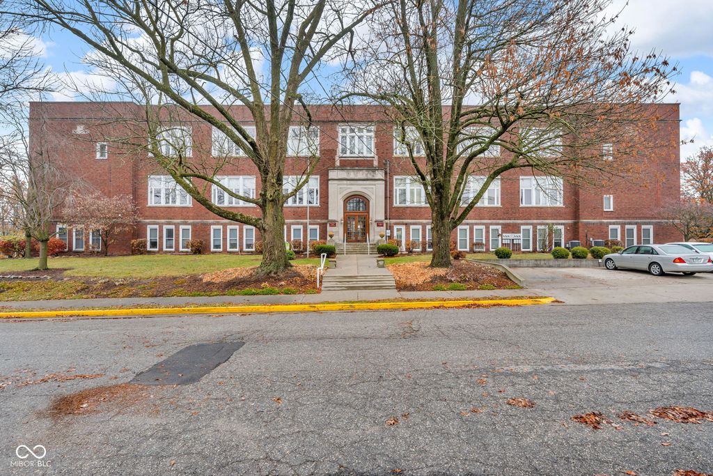 111 Spring Street G6, Greencastle, IN 46135