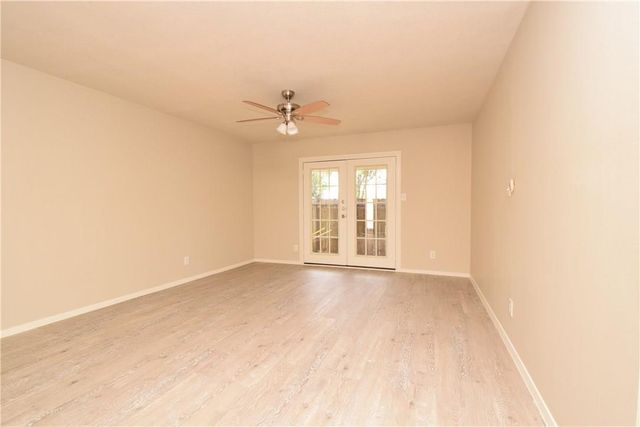 6400 Brookside DR B, Austin, TX 78723