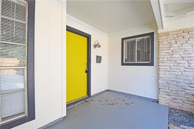 6400 Brookside DR B, Austin, TX 78723