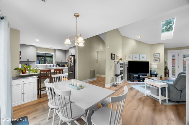 1304 Two Mile Circle E, Wilmington, NC 28405