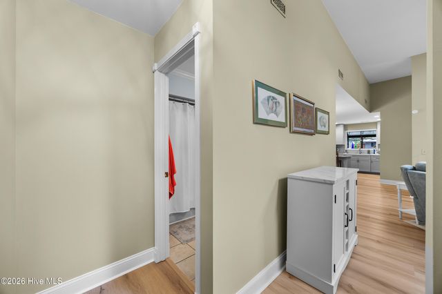 1304 Two Mile Circle E, Wilmington, NC 28405
