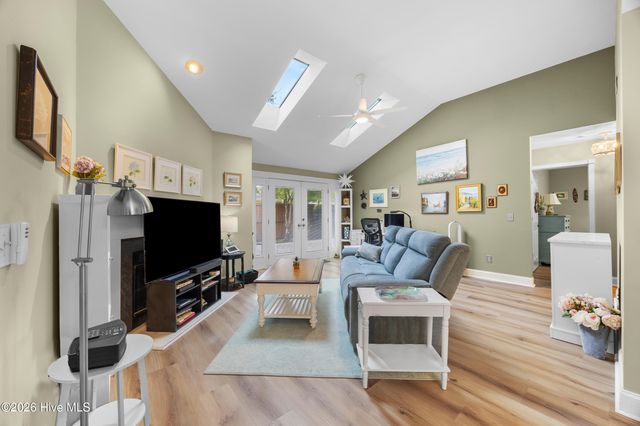 1304 Two Mile Circle E, Wilmington, NC 28405