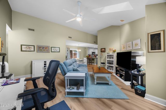 1304 Two Mile Circle E, Wilmington, NC 28405
