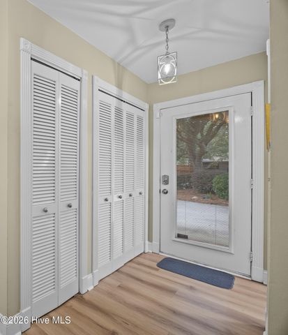 1304 Two Mile Circle E, Wilmington, NC 28405