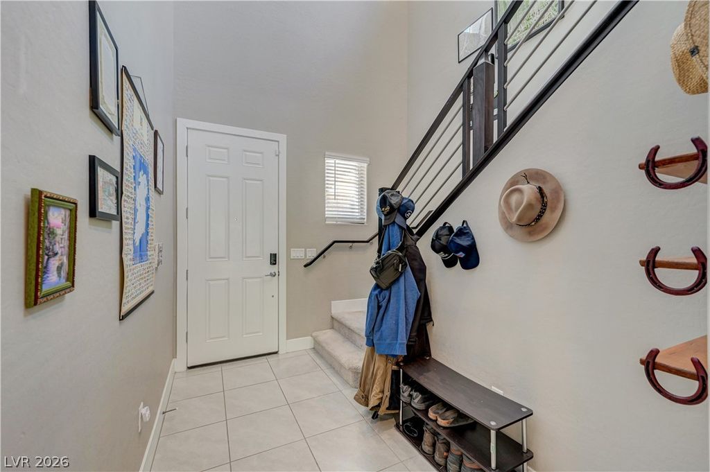 8131 Skye Chalet Street, Las Vegas, NV 89166 — photo 5