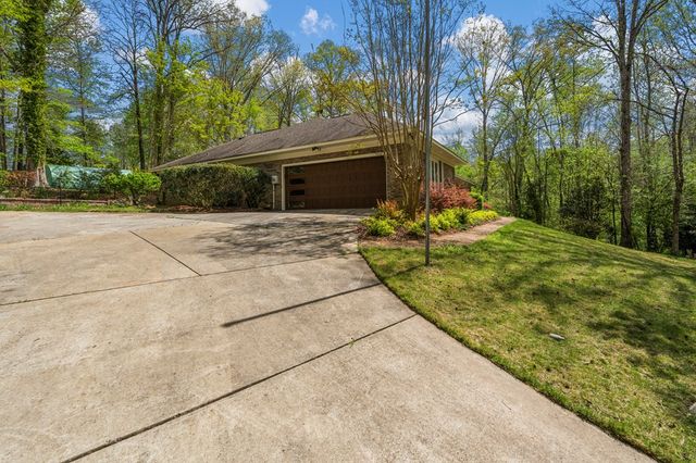 9442 Comanche Road, Columbus, GA 31904