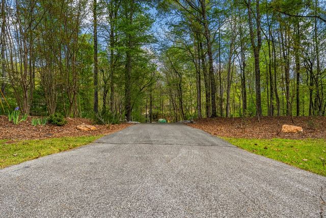 9442 Comanche Road, Columbus, GA 31904