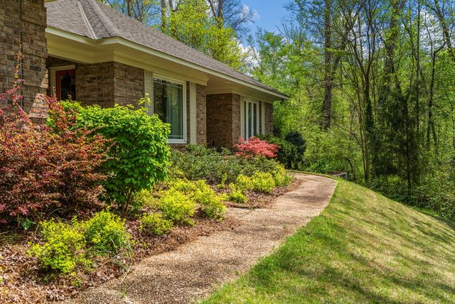 9442 Comanche Road, Columbus, GA 31904