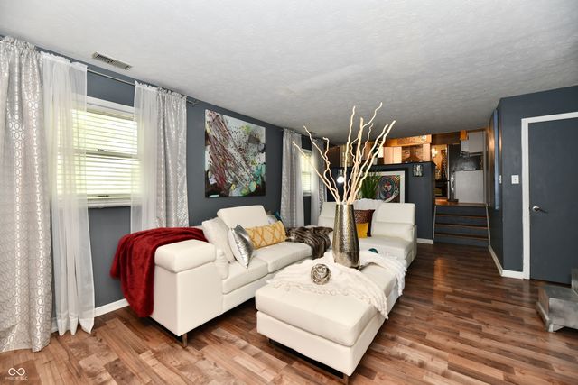 1642 Misty Lake Drive, Indianapolis, IN 46260