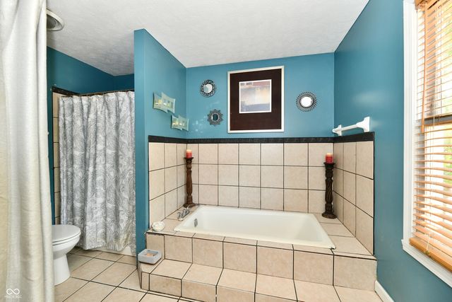 1642 Misty Lake Drive, Indianapolis, IN 46260