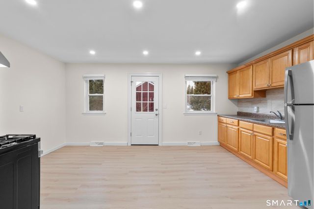 75 Saltonstall Parkway C3, East Haven, CT 06512