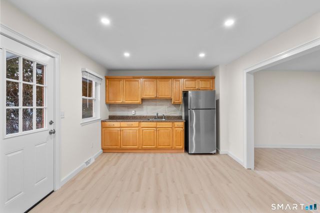 75 Saltonstall Parkway C3, East Haven, CT 06512