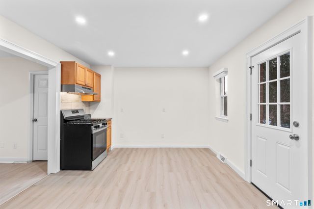 75 Saltonstall Parkway C3, East Haven, CT 06512