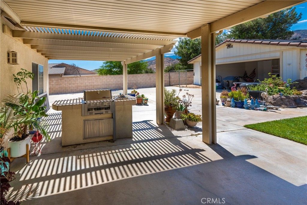 Image 10 of property listing at 1484 Adam St, Banning, CA 92220