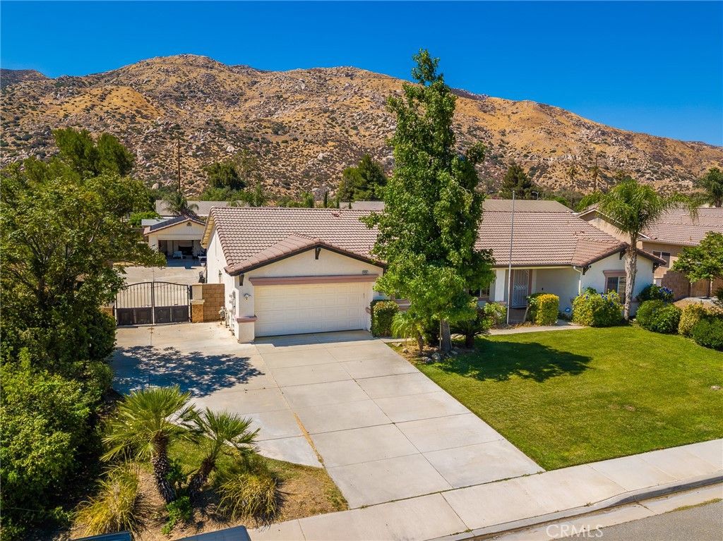 Image 4 of property listing at 1484 Adam St, Banning, CA 92220